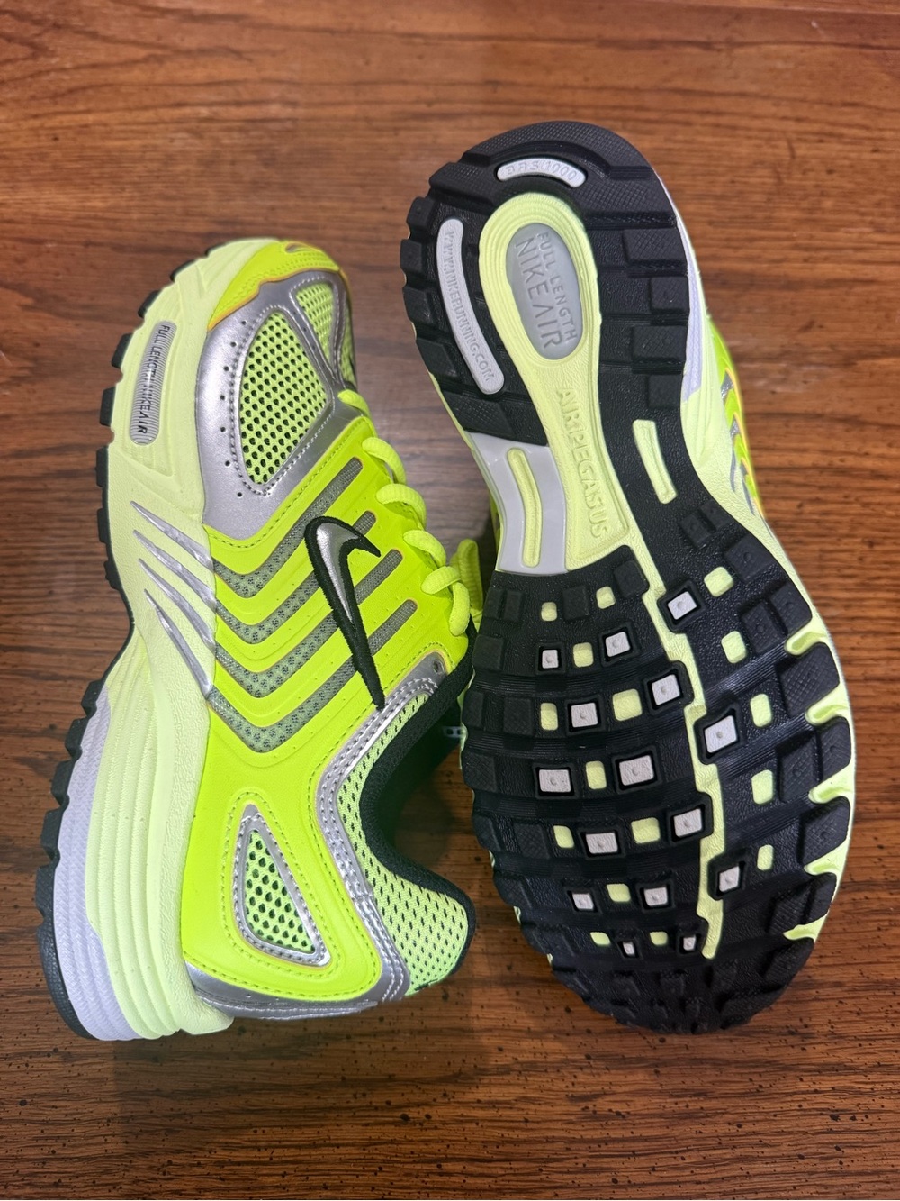 Nike Women's Neon yellow/ silver accents Air Pegasus new Without Box or Tags. - Picture 6 of 7